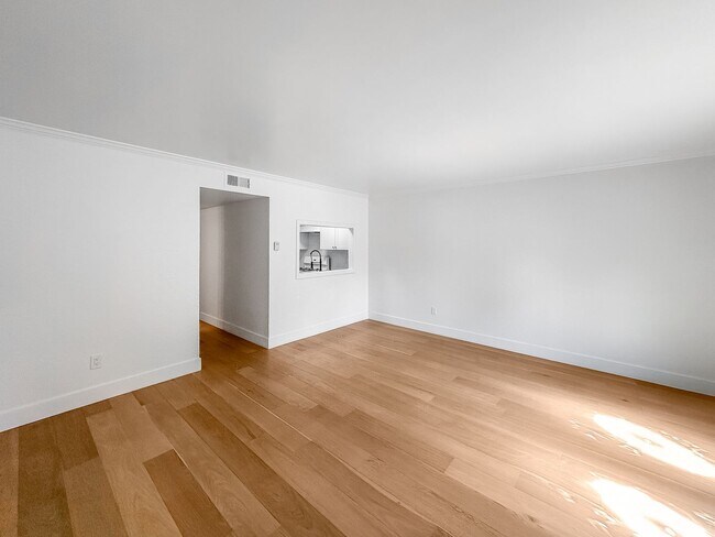 Photo - SD: Comfortable 2BD/2BA Condo in Chula Vista with Covered Patio & 2 Parking Spaces