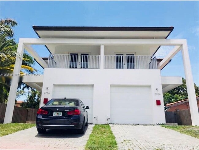 Photo - 2784 SW 34th Ave Townhome