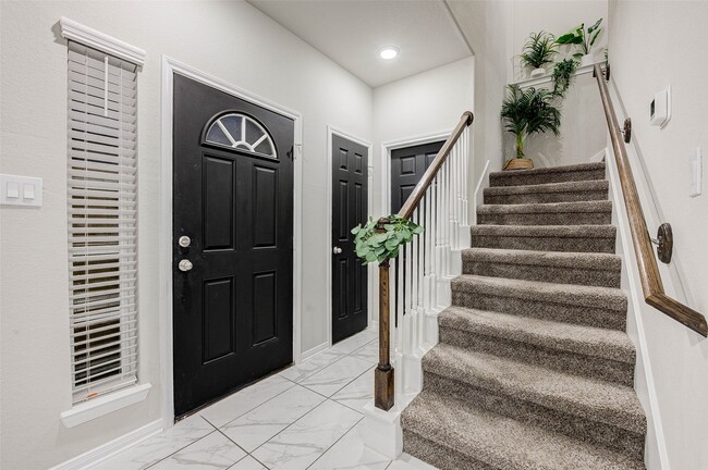 Photo - 522 N 6th St