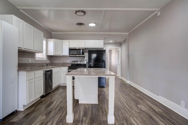 Photo - 1922 26th St