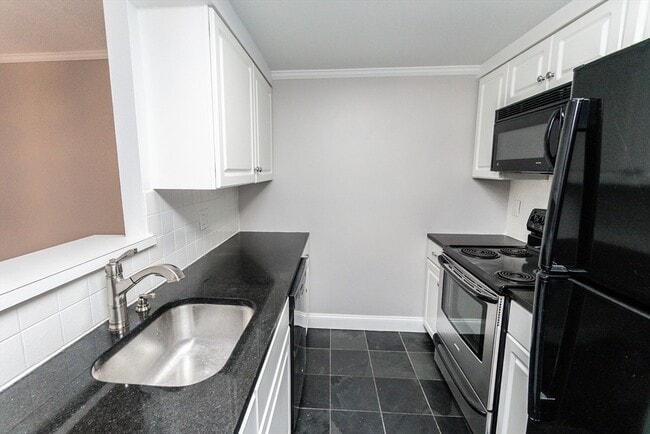 Photo - 1933 Commonwealth Ave Unit 108