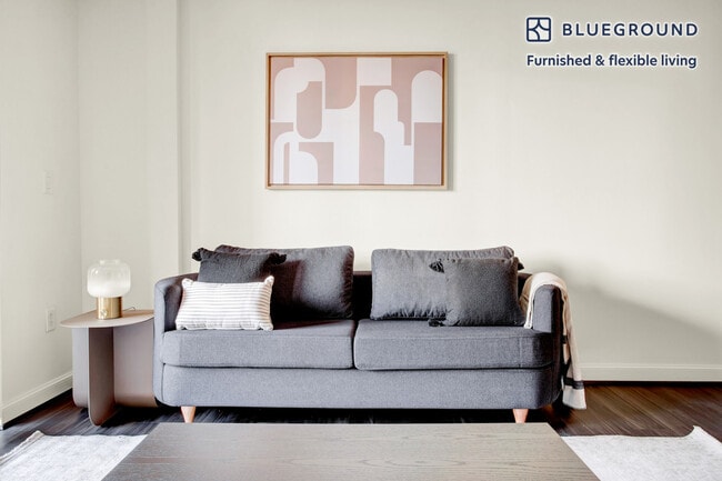 Photo - 4835 Cordell Ave Unidad FL9-ID332