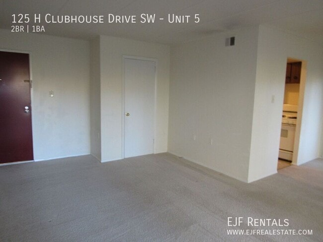 Photo - 125H Clubhouse Dr SW Unit 5