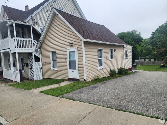 Building Photo - 35 Merchants Ave Rental
