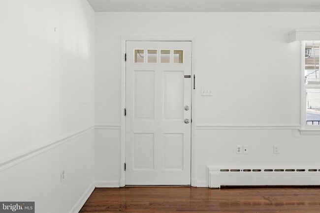 Photo - 31 E Germain St