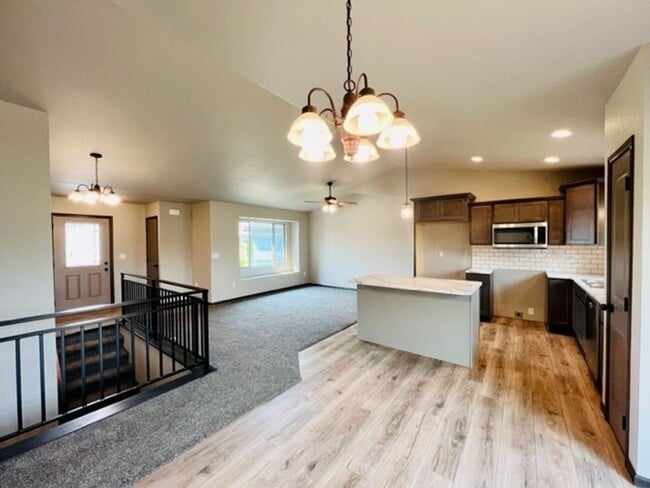 NEWER 4 Bedroom, 3 Bath Home for Rent - NEWER 4 Bedroom, 3 Bath Home for Rent