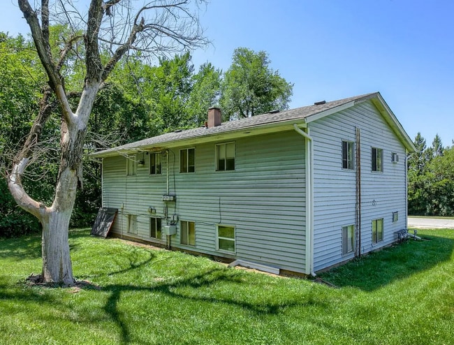 Photo - 15411 Barat Ave Unidad B