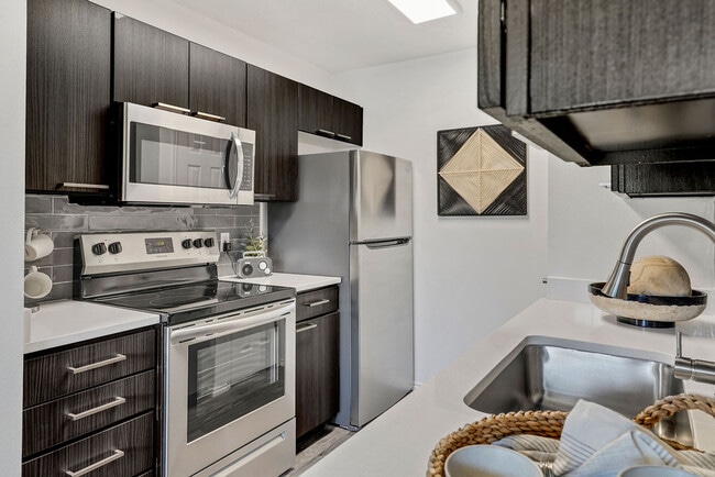 Renovated Kitchen With Stainless Steel Appliances - Woodgate