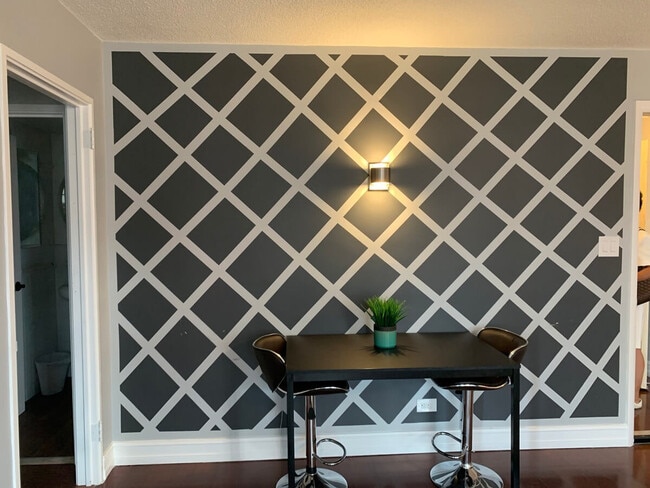 Photo - 300 W Peachtree St NW Unit ID1299382P