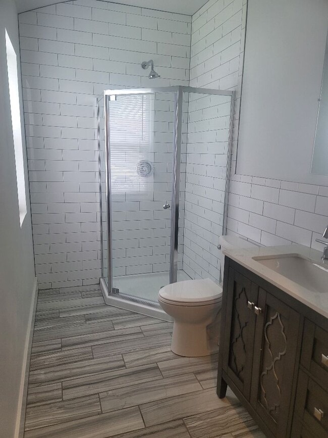 Photo - Hickory Duplex Unit 821 Hickory St