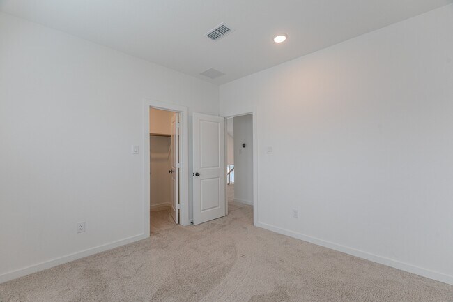 Photo - 21722 Ellsworth Gdn Ln