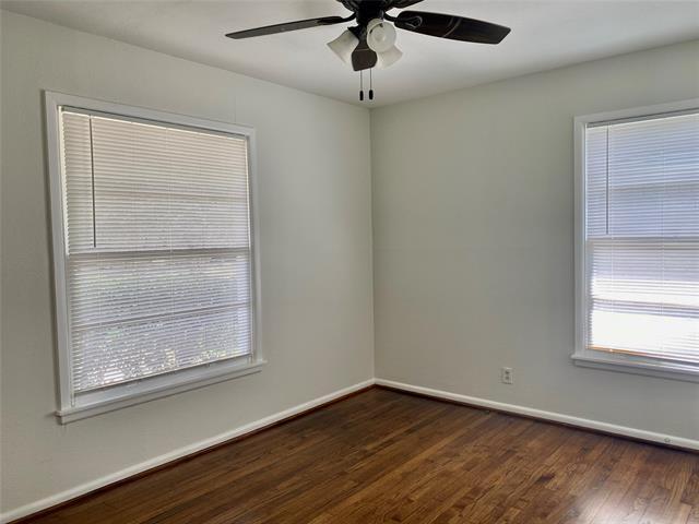 Photo - 425 Bondstone Dr