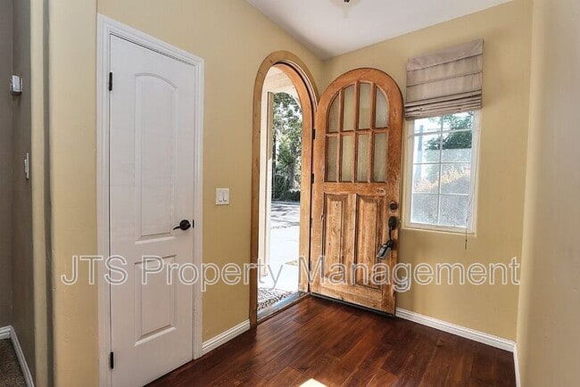 Photo - 3657 24th St