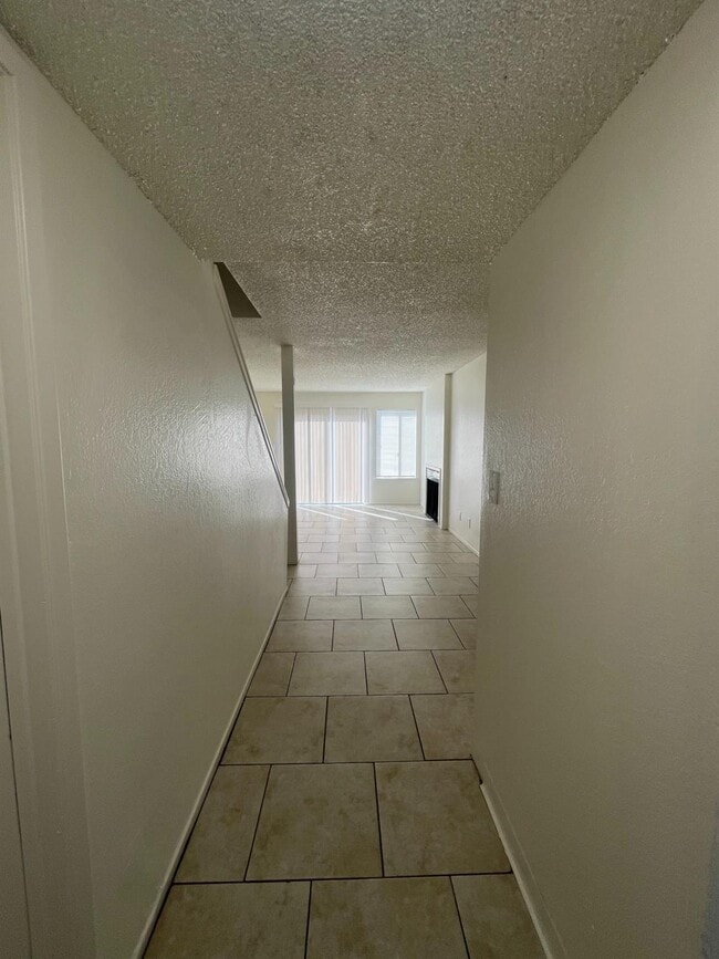 Photo - 1221 N Peach Ave Unit 152