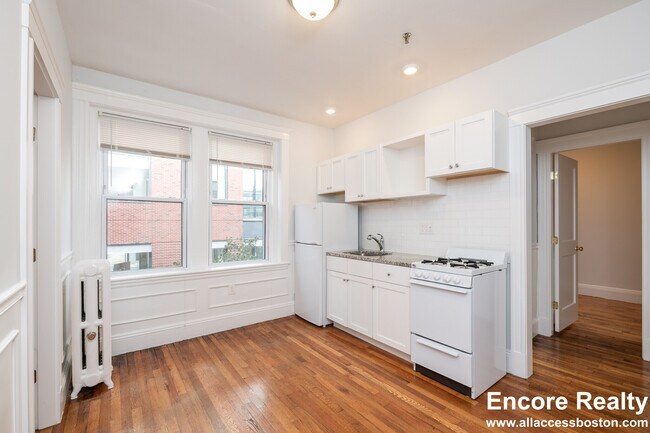 Building Photo - 49 Worthington St Unit 28