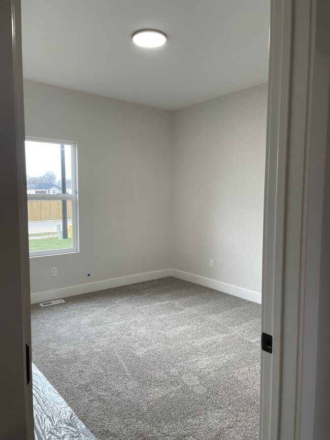 Photo - BRAND NEW in Republic