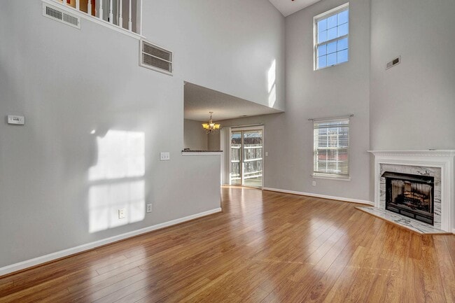 Photo - SINGLE FAMILY HOME- 3 Bedrooms 2.5 Baths