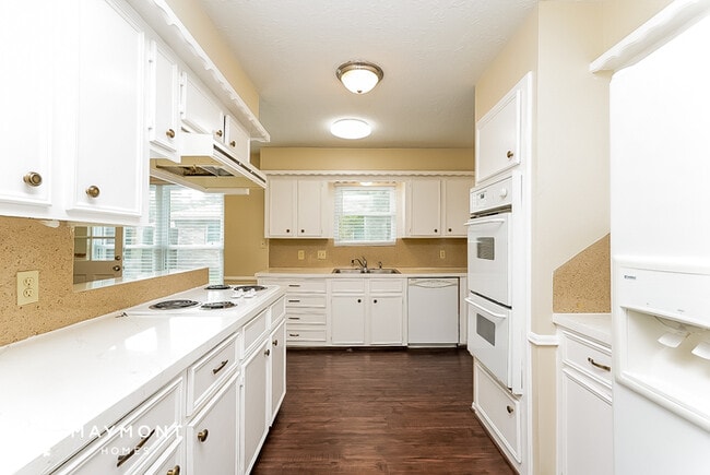 Photo - 2406 Deasa Dr