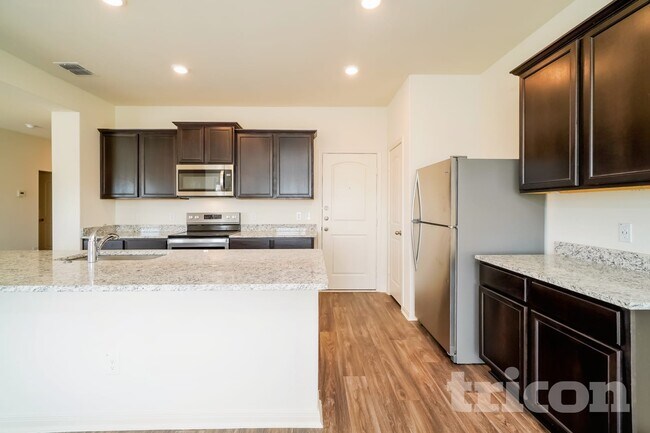 Photo - 10918 Chatham Ct