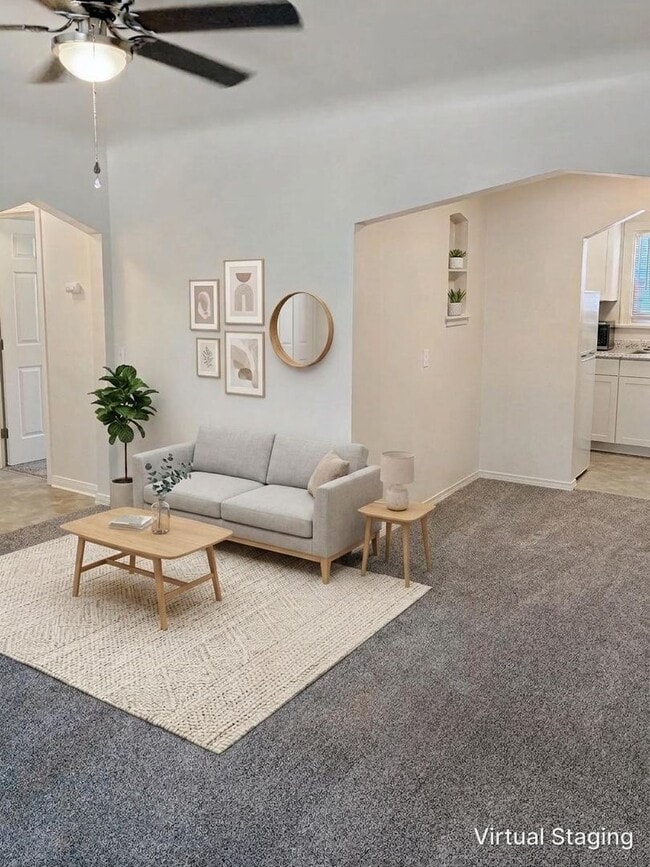Photo - Town Manor Apartments