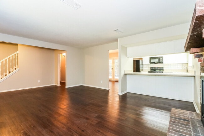Photo - 1113 Heiden Ct