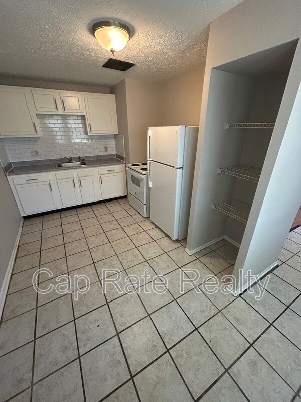 1020 E 13th Ave