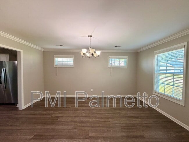 Photo - 226 Elsoma Dr