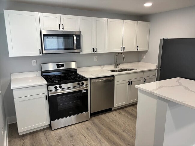 Photo - 87 E 4th Ave Unidad E