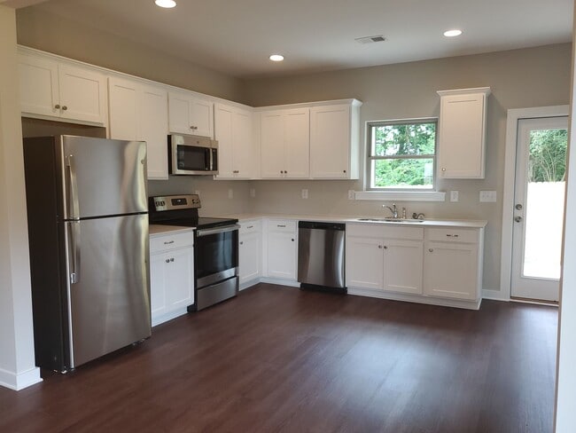 Photo - Home for Rent in Clanton, AL.. Available to View Now!!!