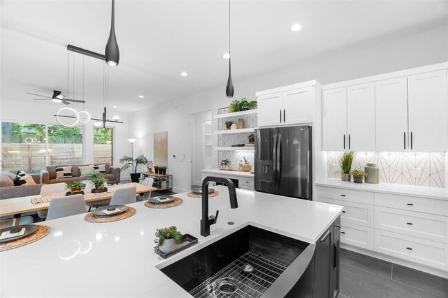 Photo - 6304 Middleham Pl