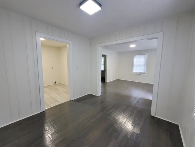Photo - 3 Christopher St Unit B
