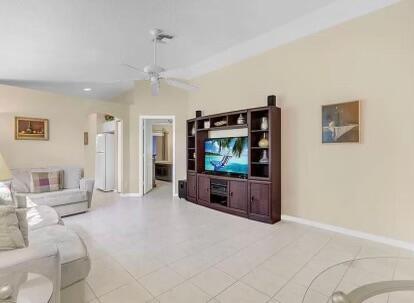 Photo - 1906 Capeside Cir