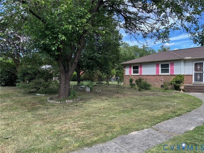 Photo - 3911 Sunburst Rd