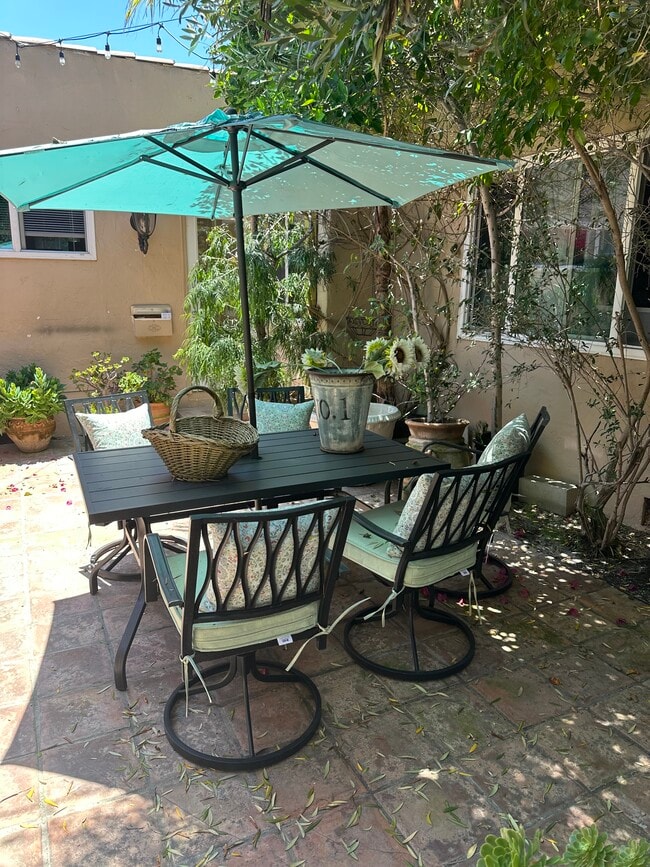 Photo - 1538 N Crescent Heights Blvd Unit Guest House