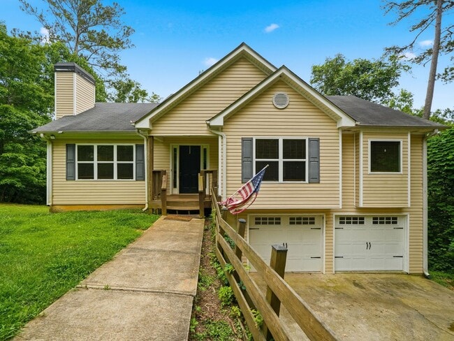 Building Photo - 166 Cove Hill