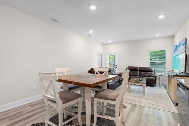 515 W Magnolia Ave Unit SI ID1570583P