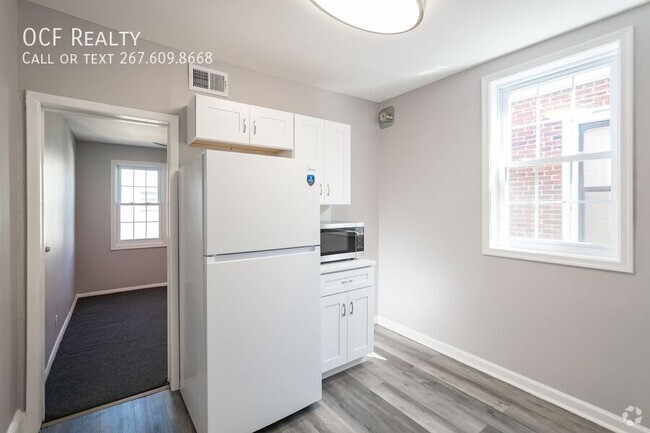 Building Photo - 1943 S 17th St Unit 2 Rental