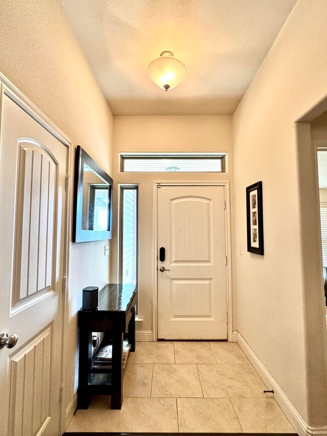 Photo - 5718 111th St