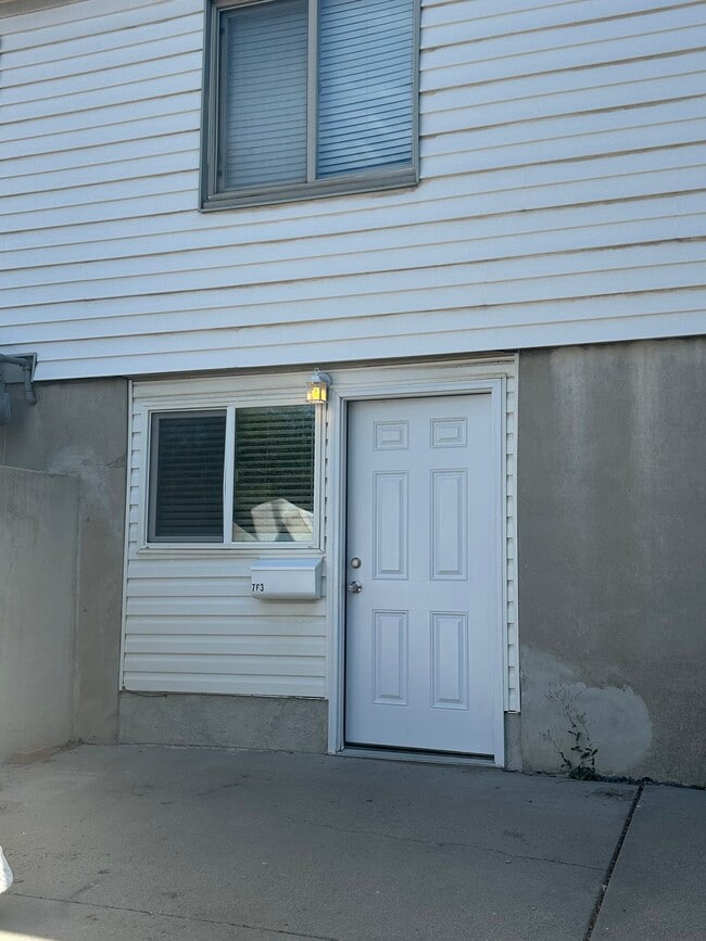 Building Photo - 763 S 1000 E Unit 763