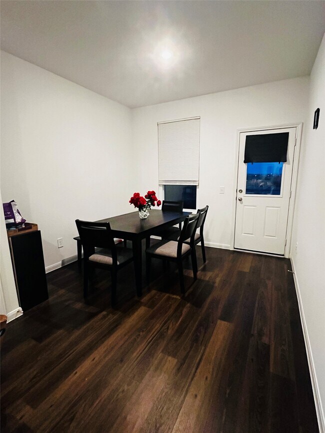 Photo - 10647 Cashew Run Ln