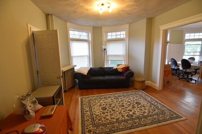 Photo - 1887 Beacon St Unit 1