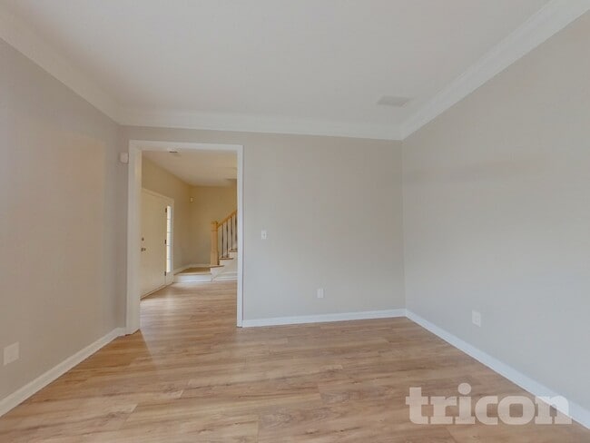 Photo - 5910 Haterleigh Dr