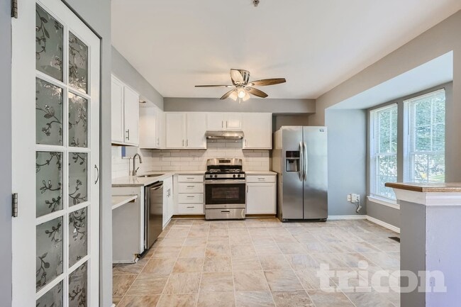 Photo - 6603 Polynesian Ln