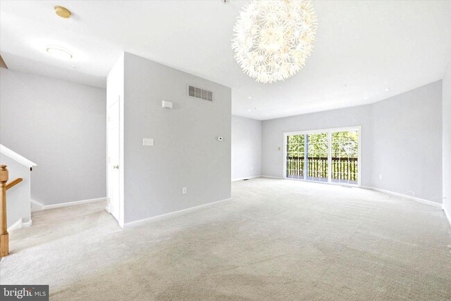 Photo - 248 Roosevelt Ave