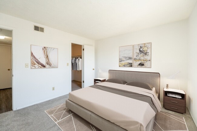 Photo - 2506 S 72nd Ct Unit 48 RWD