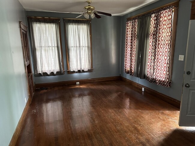 Building Photo - 1331 S 17th St Rental
