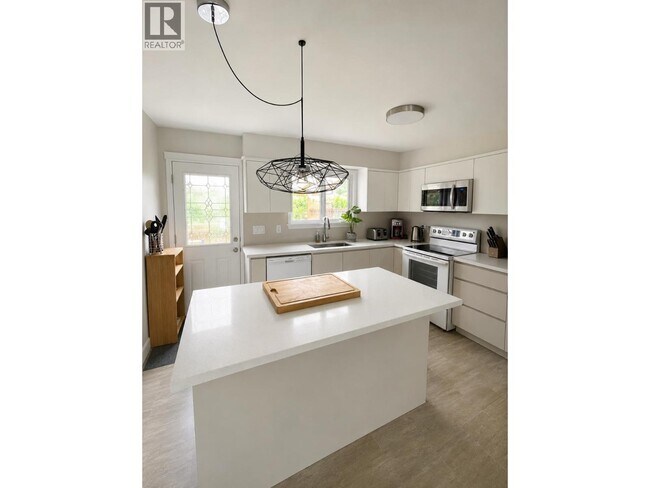 Photo - 41541 Brennan Rd