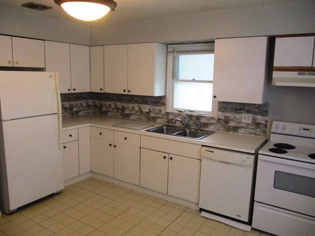 Photo - 224 Robinhood Ln