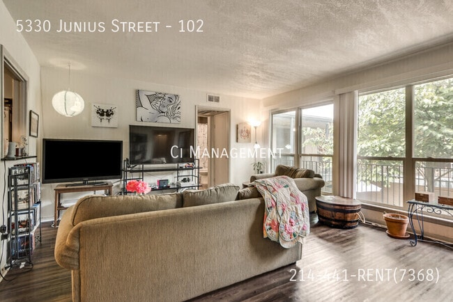 Photo - 5330 Junius St Unit 102