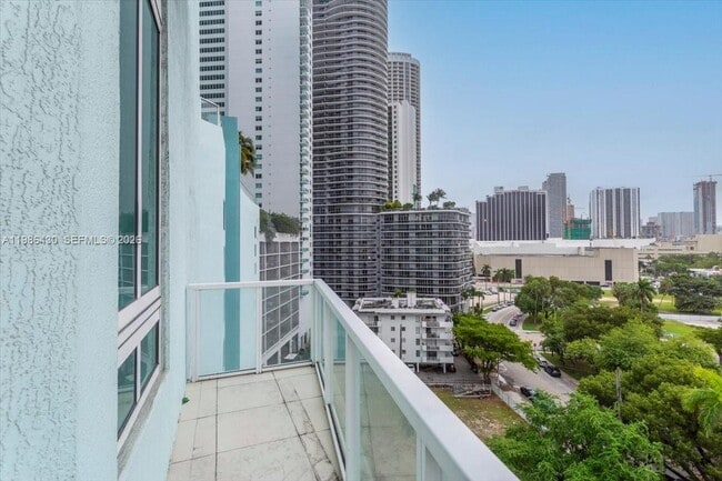 Photo - 1900 N Bayshore Dr Unit 10